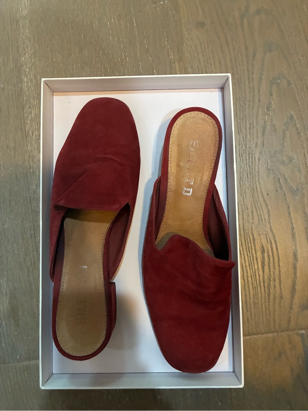 Women’s Suede Slip-On Mules in Burgundy